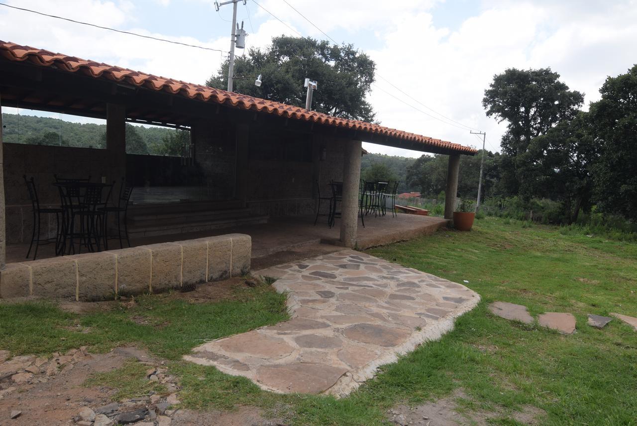 Cabanas El Roble Villa Tapalpa Exterior photo