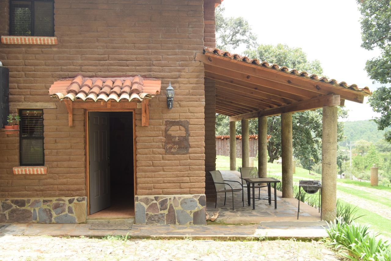 Cabanas El Roble Villa Tapalpa Exterior photo