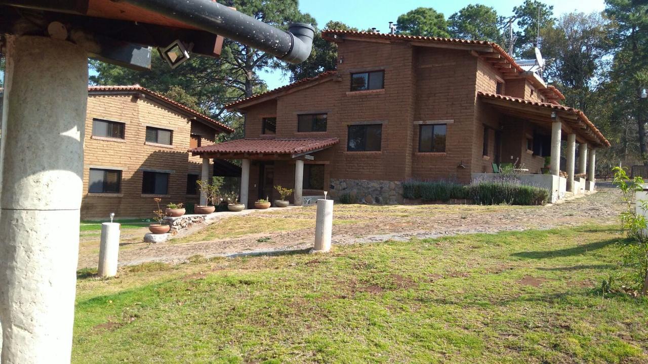 Cabanas El Roble Villa Tapalpa Exterior photo